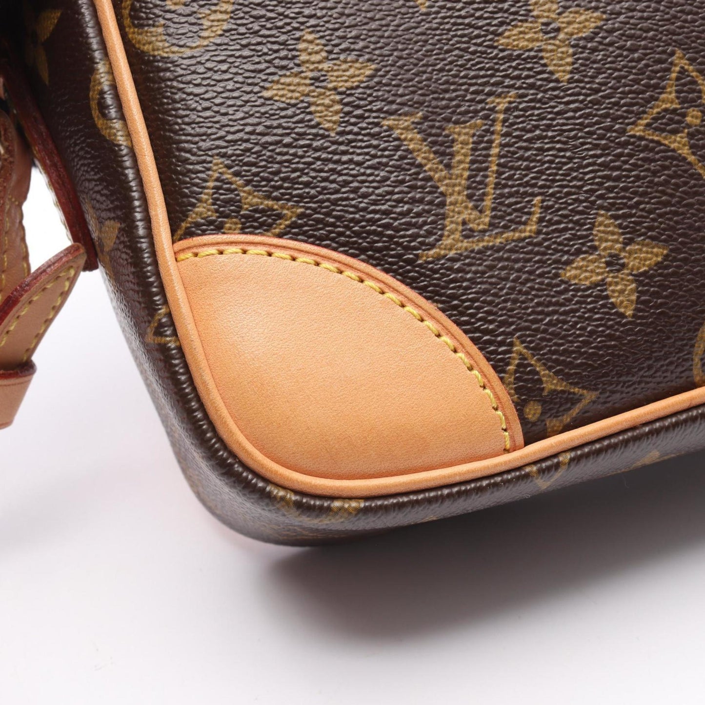 Louis Vuitton Coated Canvas Brown Shoulder Bags