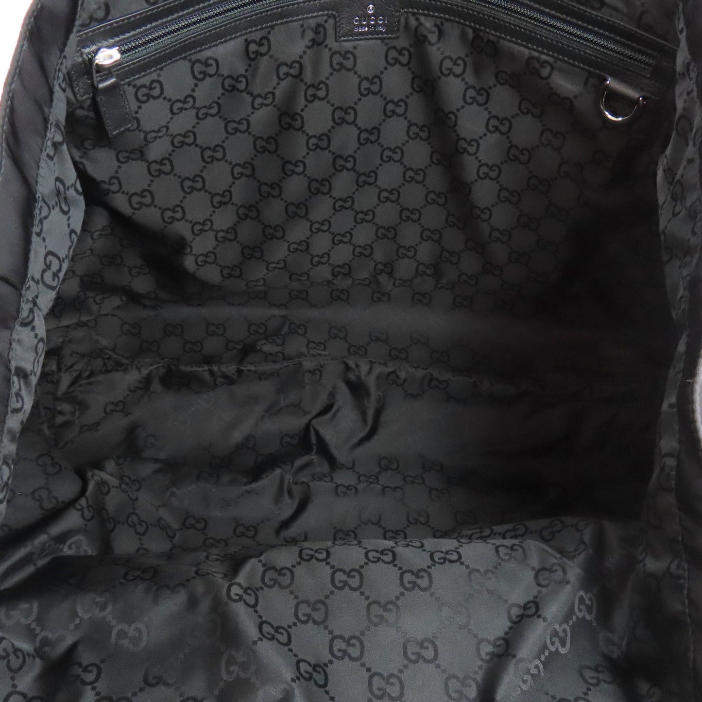 Gucci Nylon Black Tote Bags