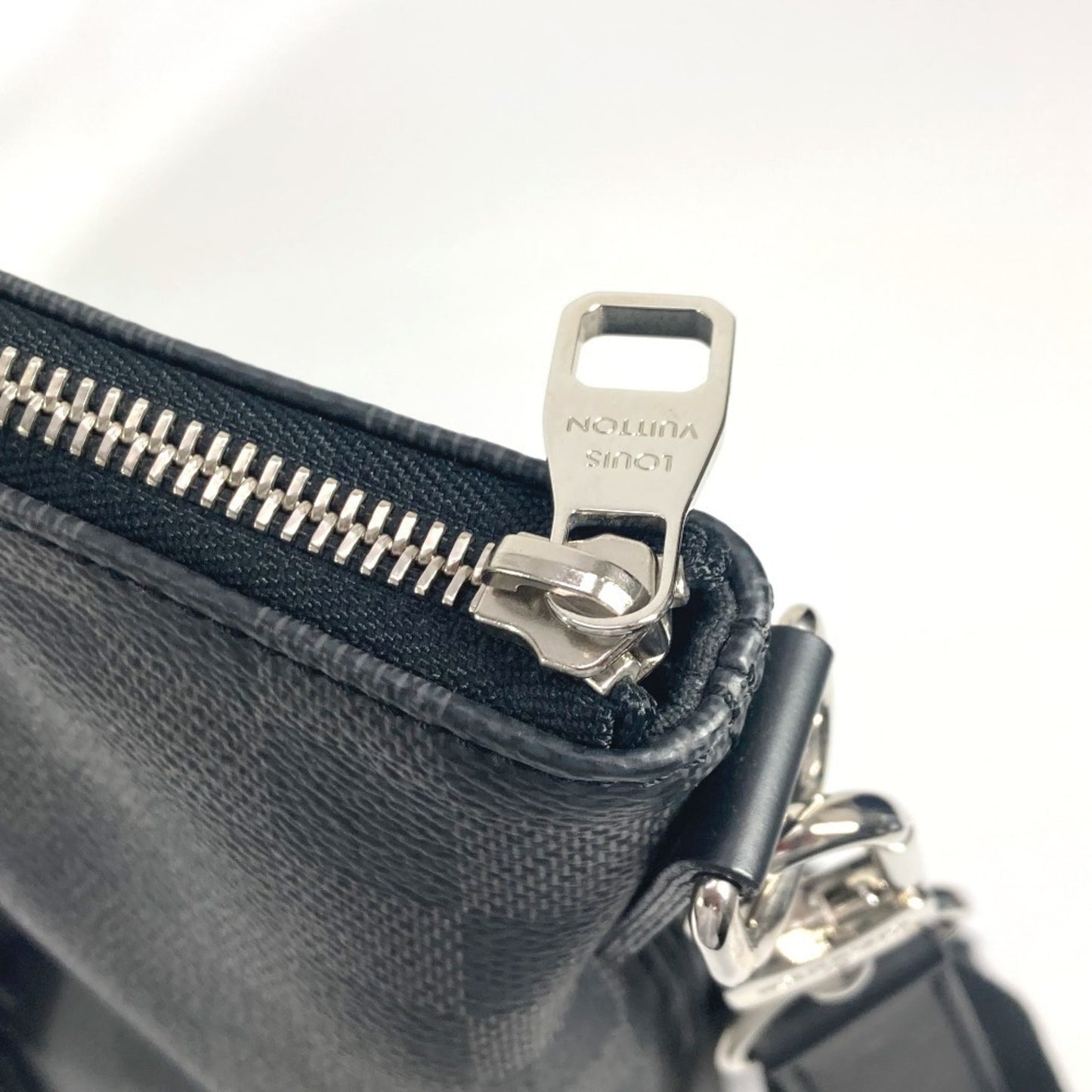 Louis Vuitton Monogram Canvas Black Shoulder Bags