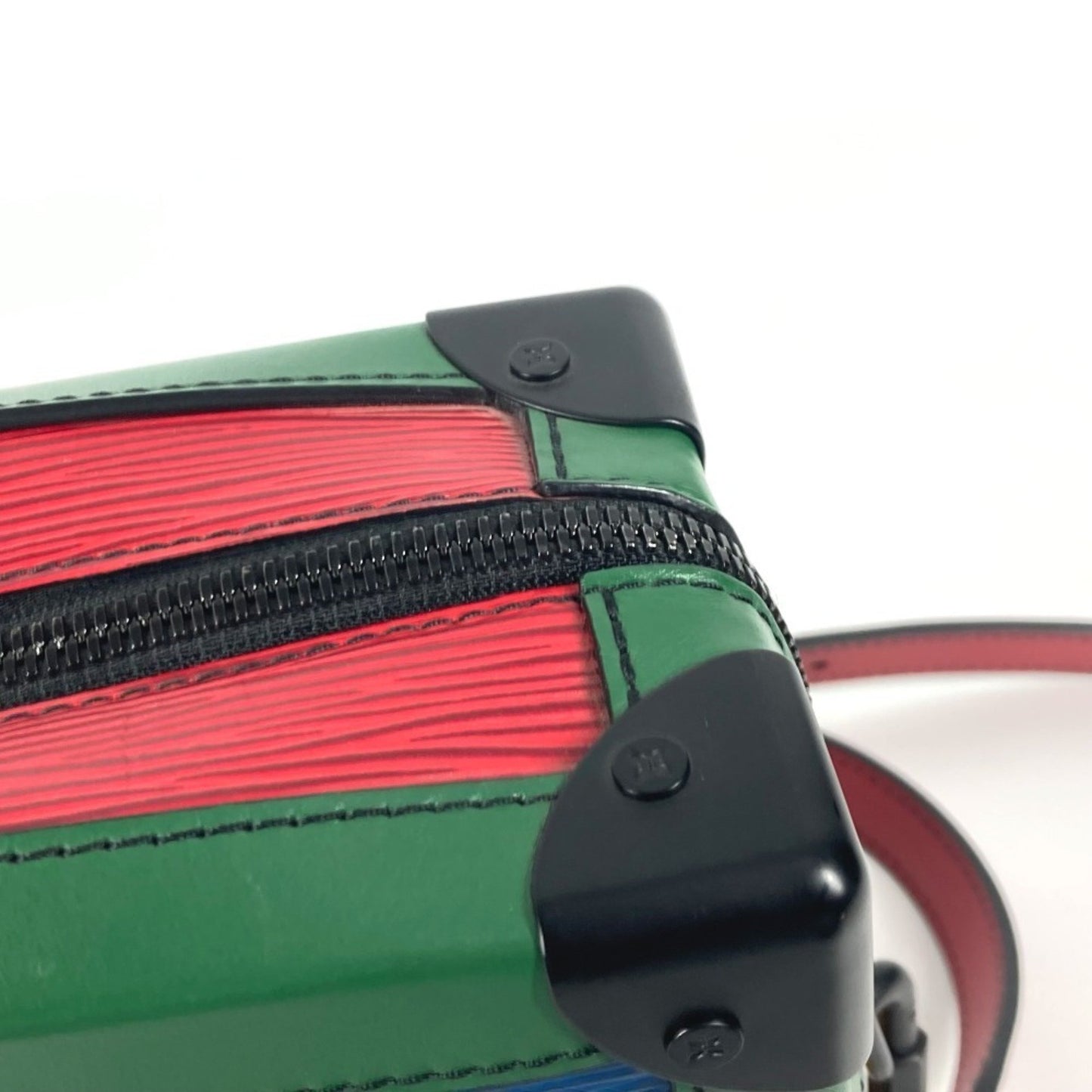 Louis Vuitton Epi Black Shoulder Bags