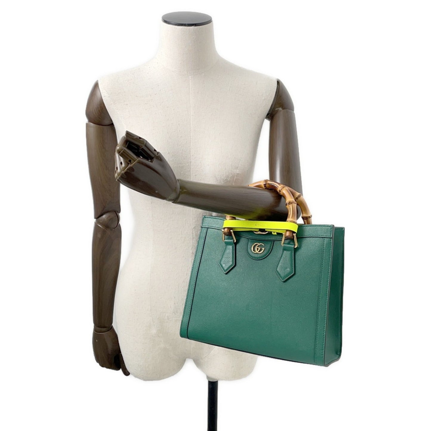 Gucci Others Green Handbags