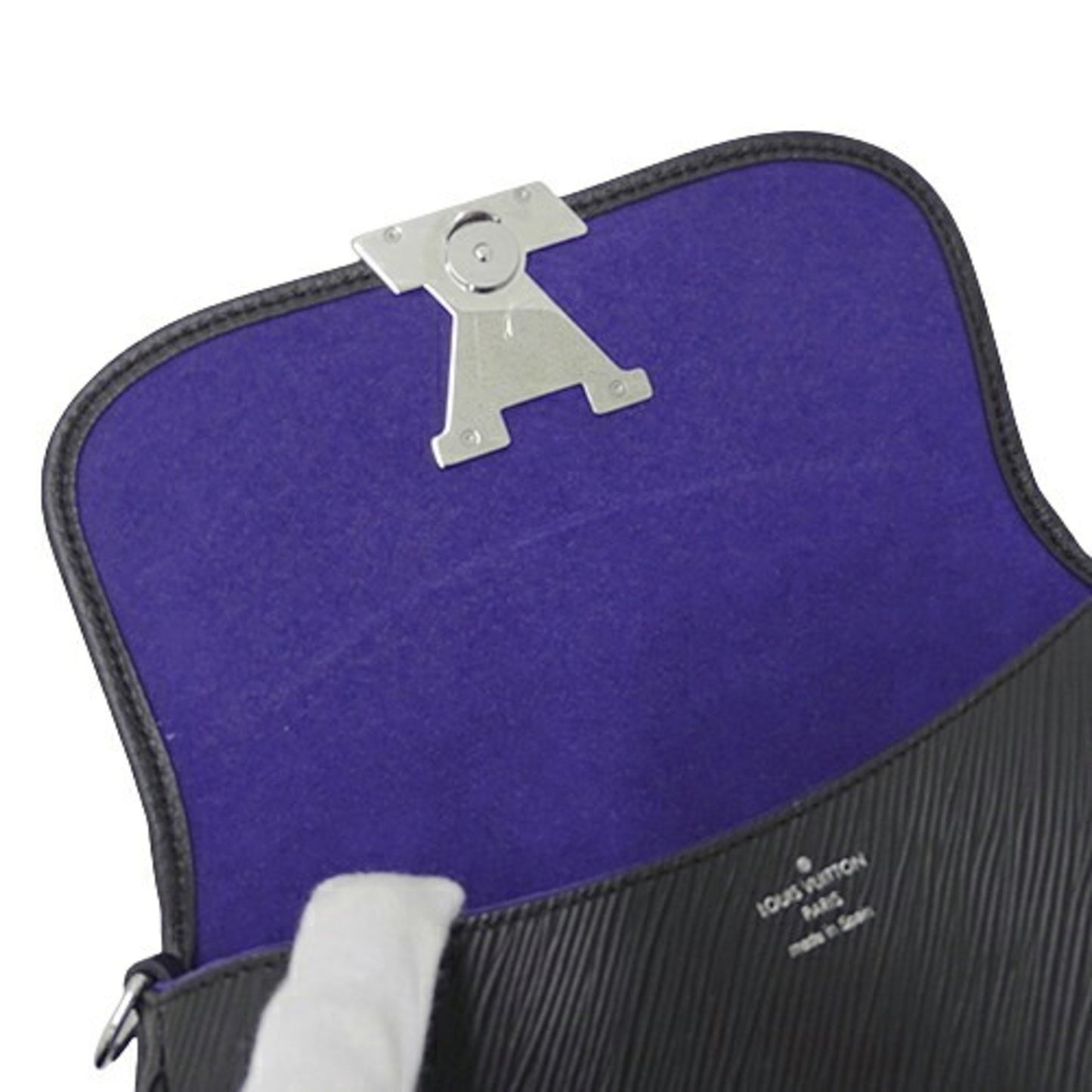 Louis Vuitton Epi Black Shoulder Bags