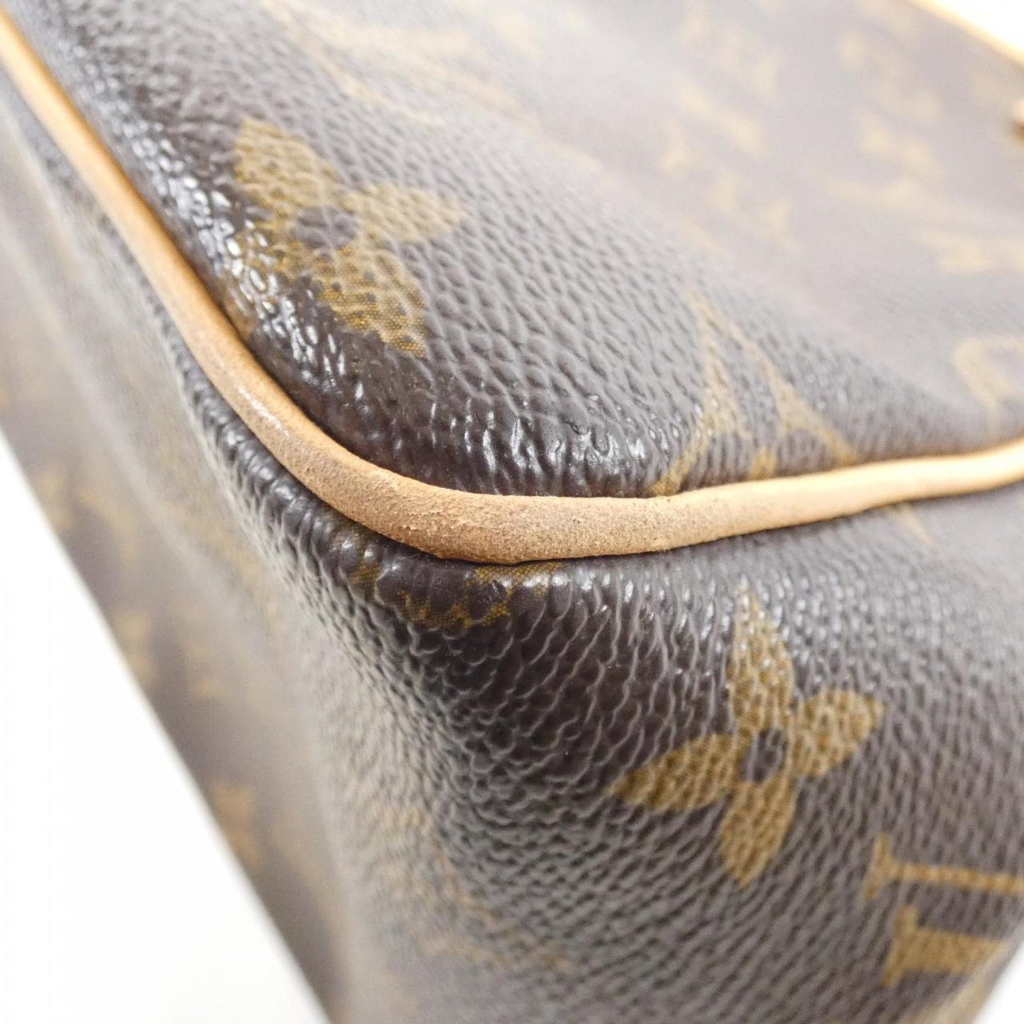 Louis Vuitton Coated Canvas Brown Handbags