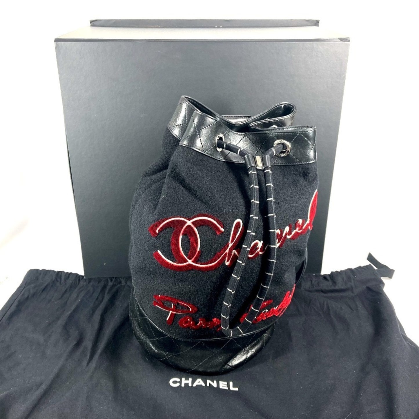 Chanel Wool Black Shoulder Bags