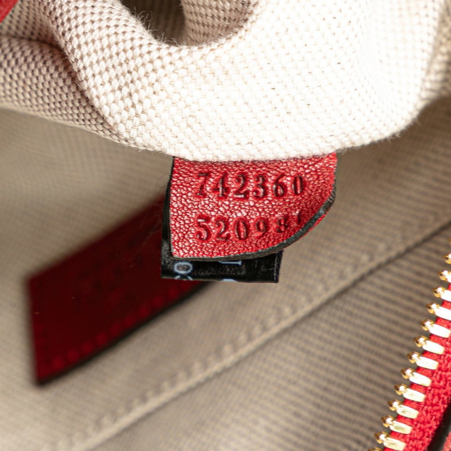 Gucci Others Red Shoulder Bags