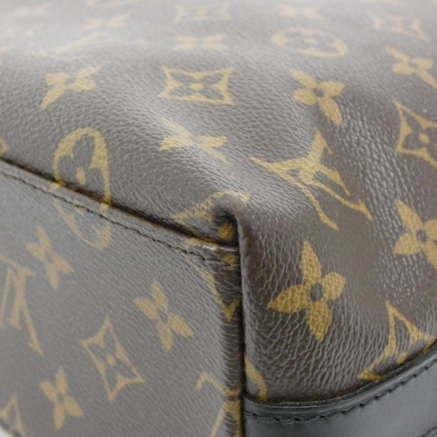 Louis Vuitton Coated Canvas Brown Handbags