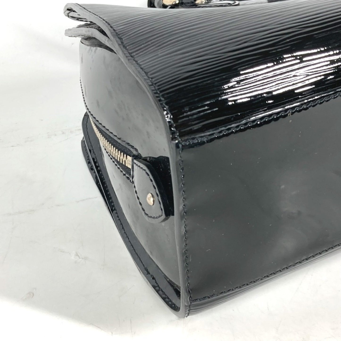 Louis Vuitton Epi Black Handbags