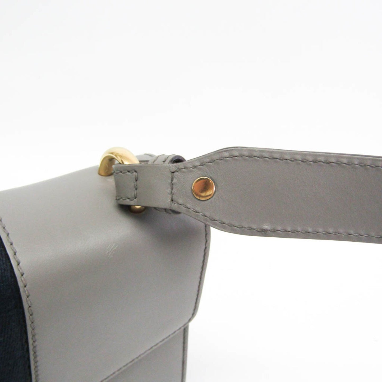 Gucci Others Gray Shoulder Bags