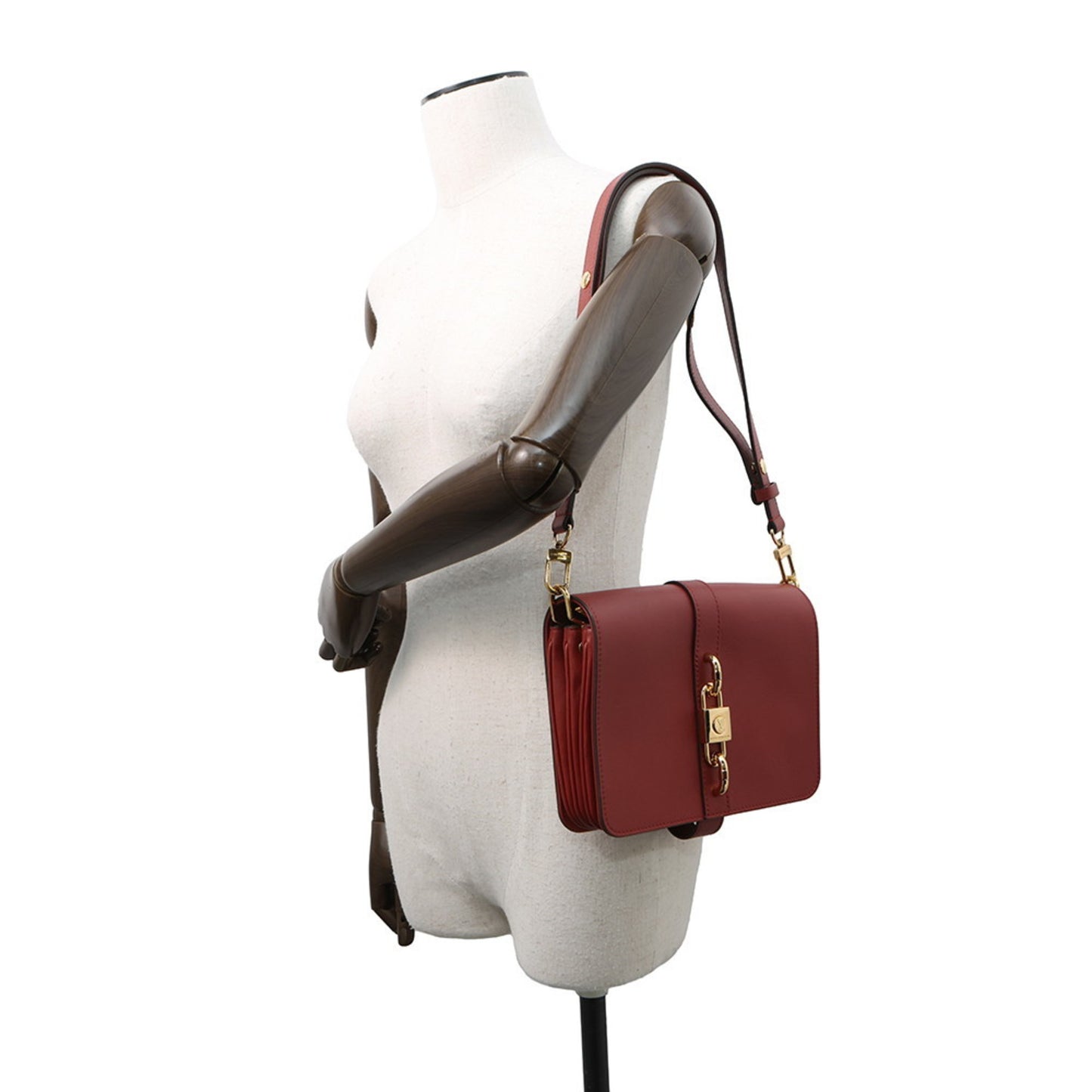 Louis Vuitton Others Red Shoulder Bags