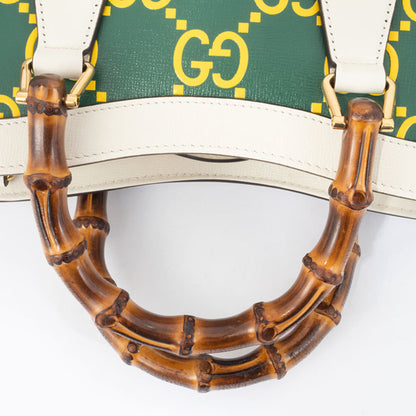Gucci Others Green Handbags