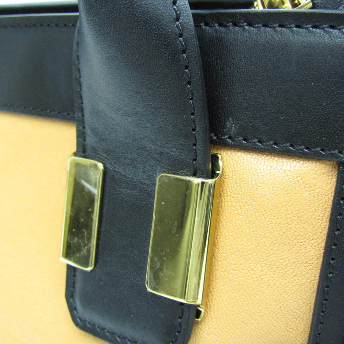 Chloé Others Black Handbags