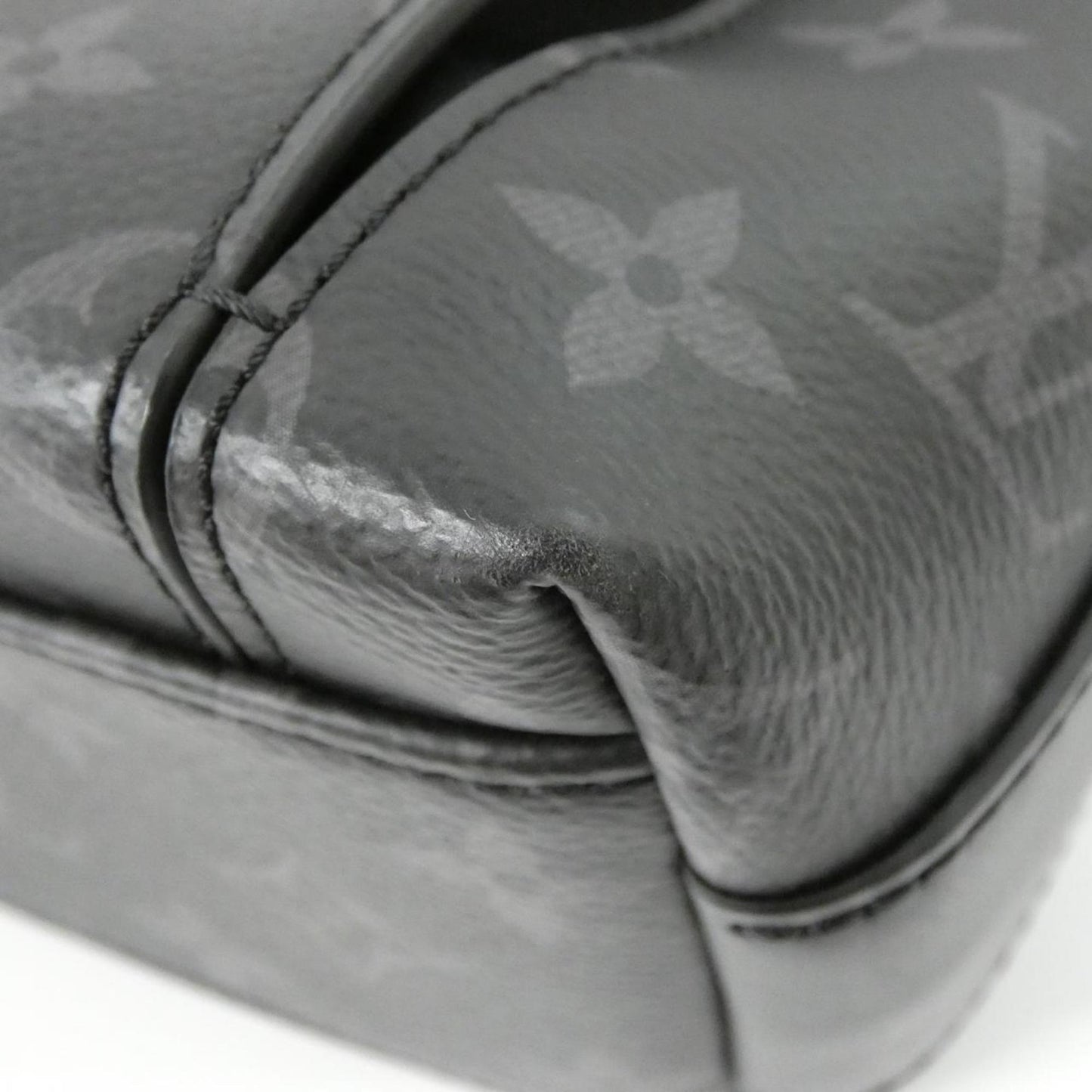 Louis Vuitton Coated Canvas Black Shoulder Bags