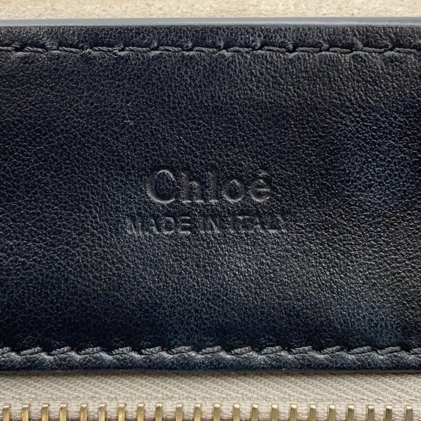 Chloé Others Black Handbags