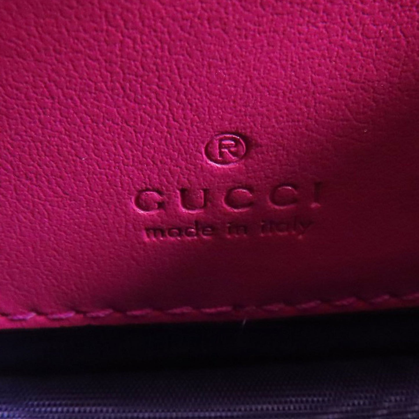 Gucci Nylon Pink Shoulder Bags