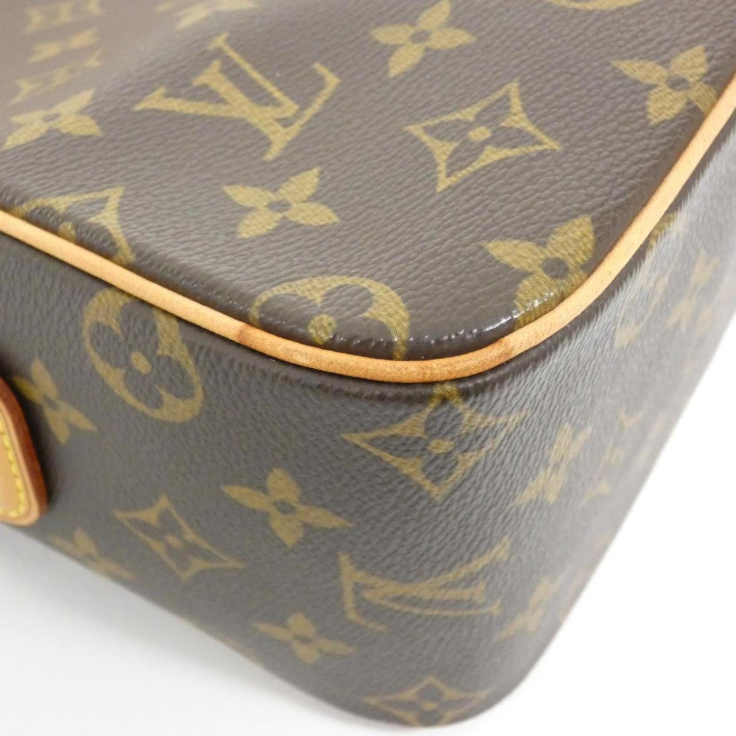 Louis Vuitton Monogram Canvas Brown Shoulder Bags