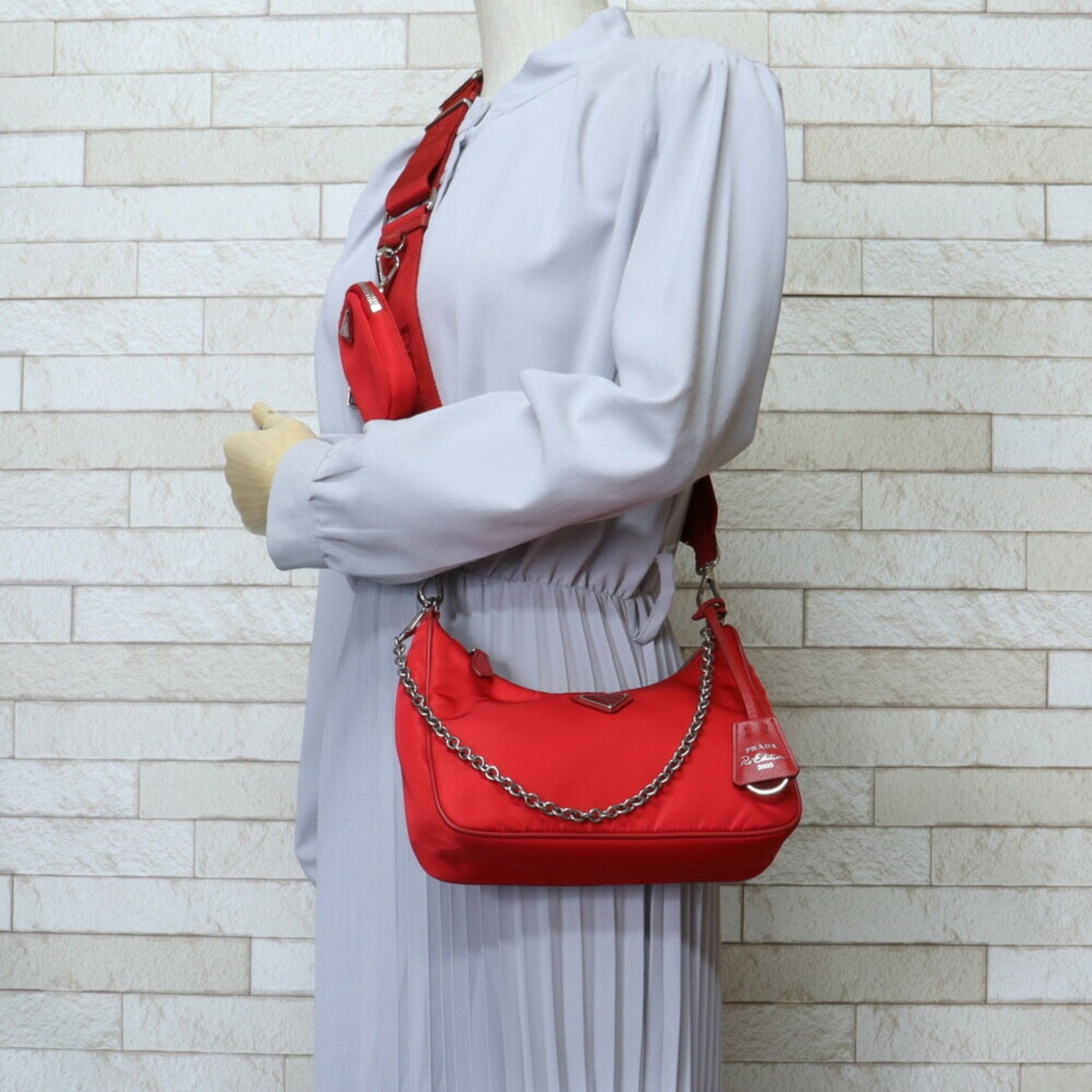 Prada Nylon Red Shoulder Bags
