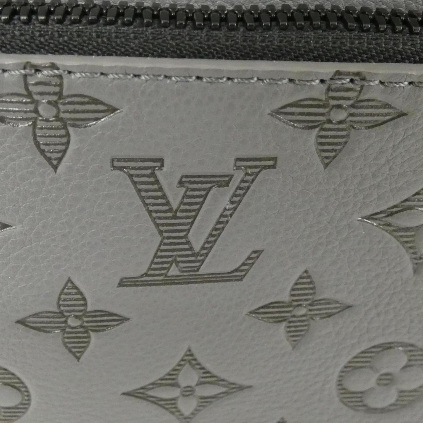 Louis Vuitton Monogram Canvas Black Shoulder Bags