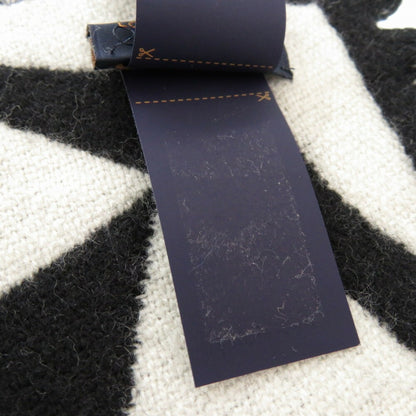 Louis Vuitton Wool Black Scarves