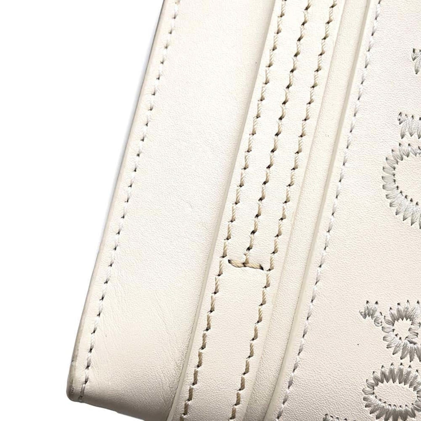 Chloé Others White Handbags