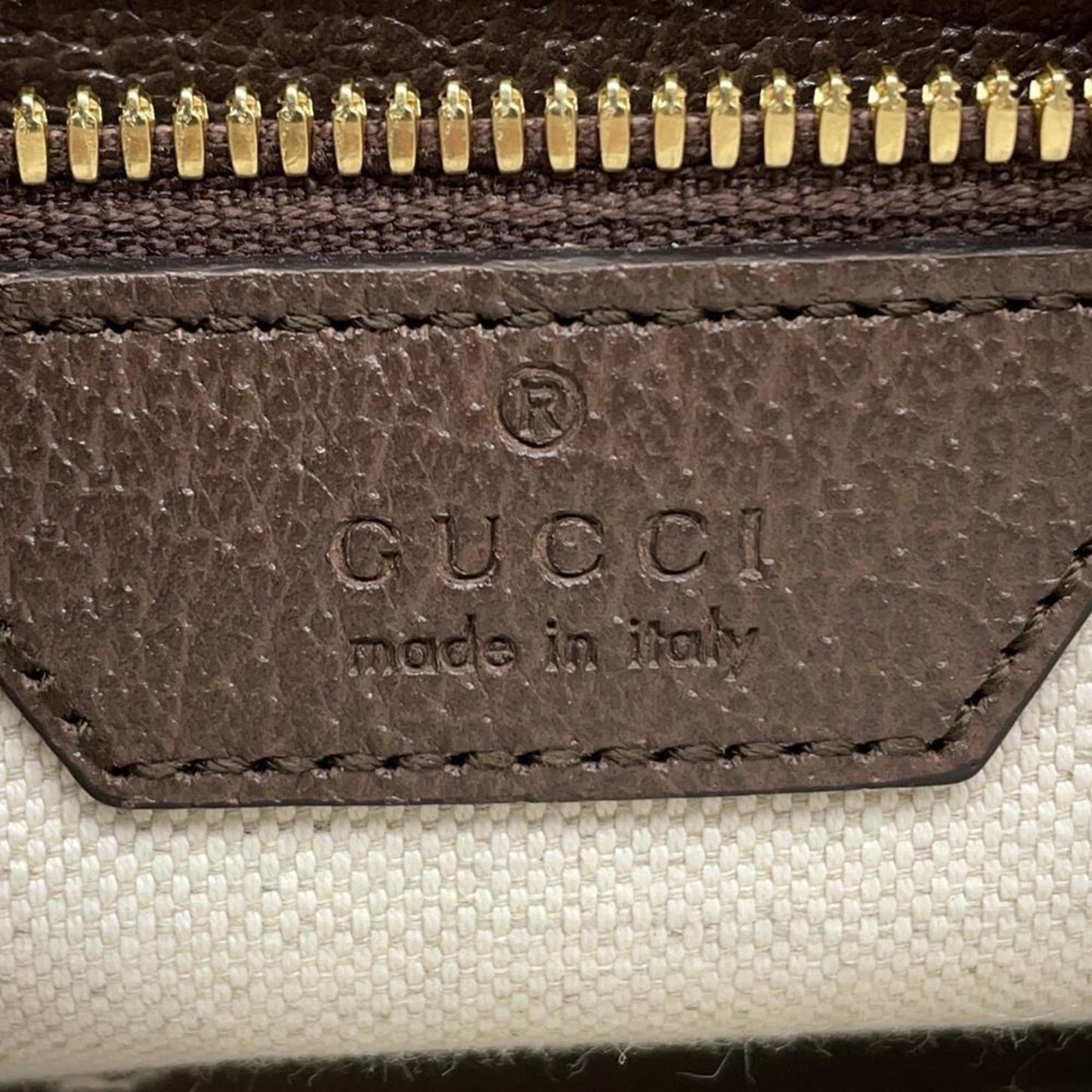 Gucci Canvas Brown Shoulder Bags