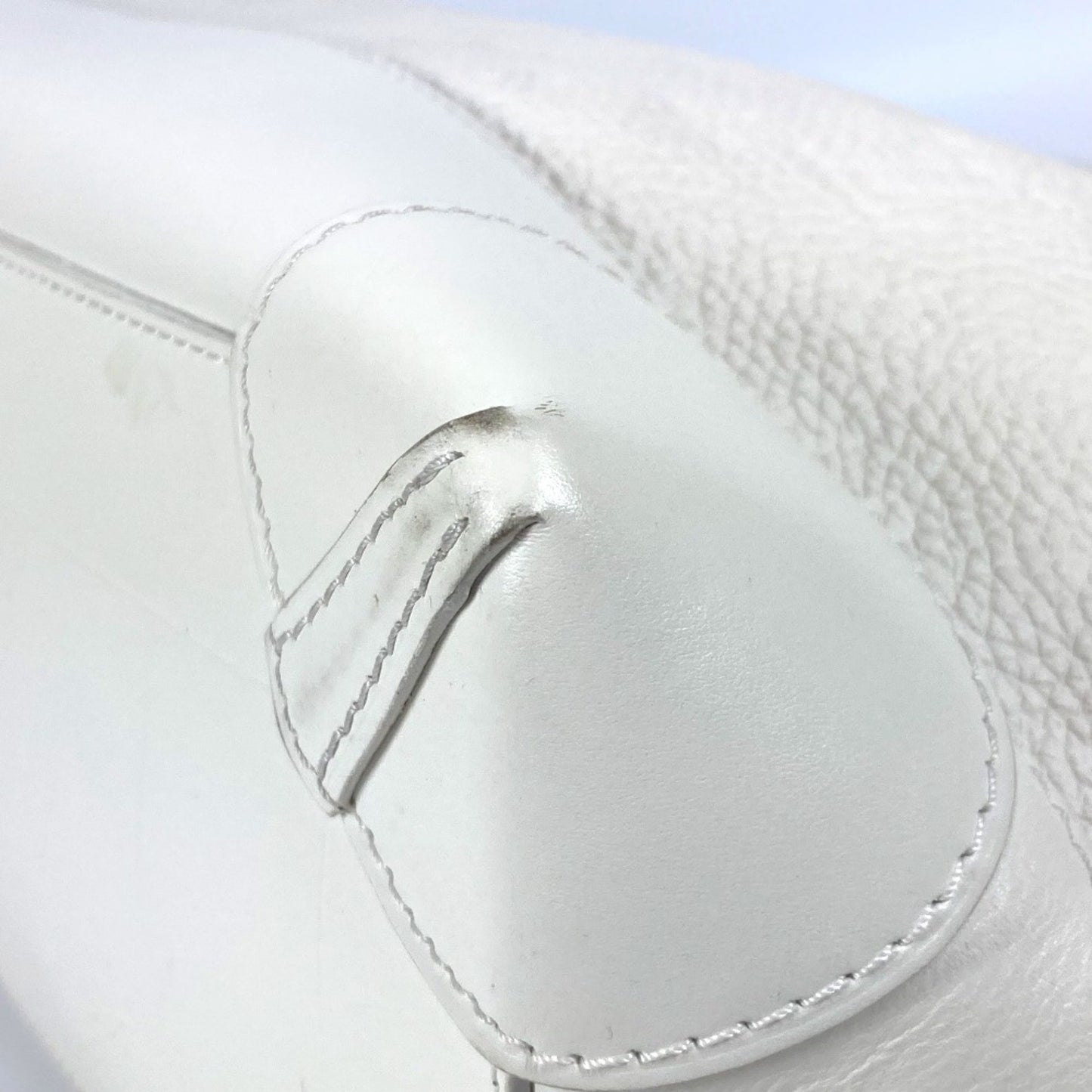Louis Vuitton Others White Handbags