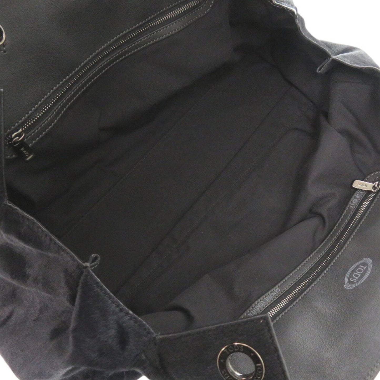 Tod's Others Black Shoulder Bags