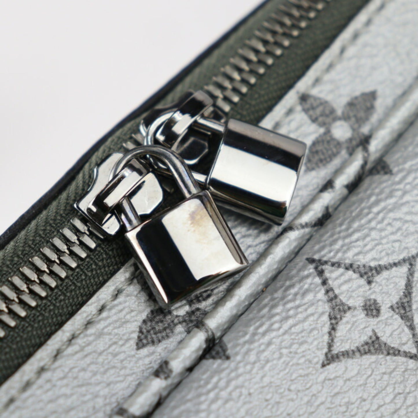 Louis Vuitton Monogram Canvas Black Handbags