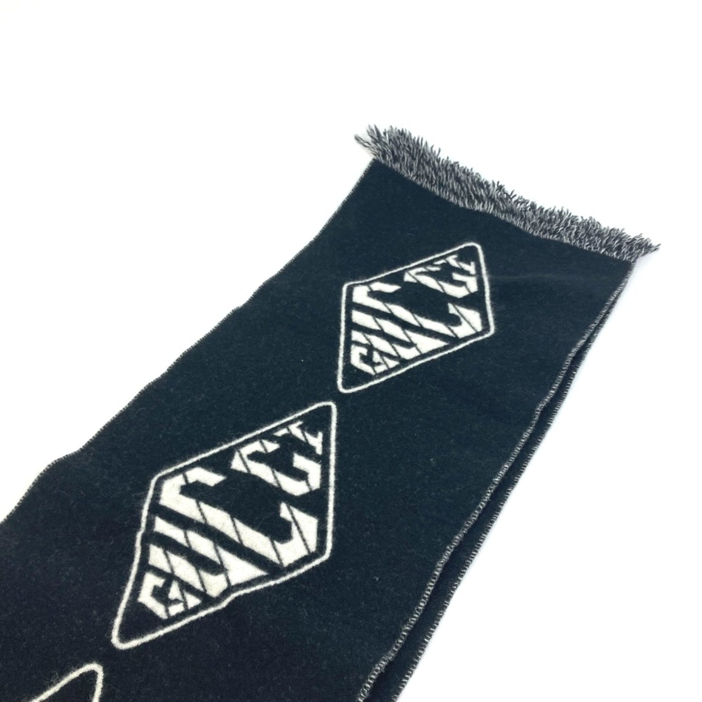 Gucci Wool Black Scarves