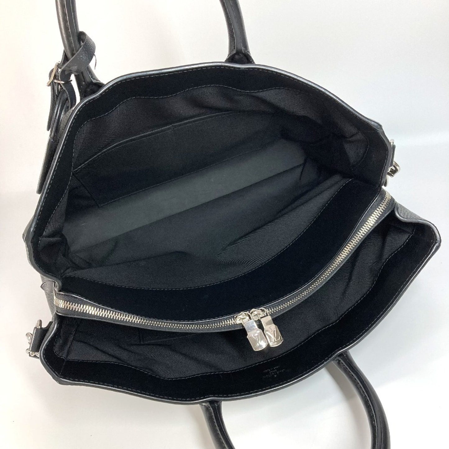 Louis Vuitton Others Black Shoulder Bags