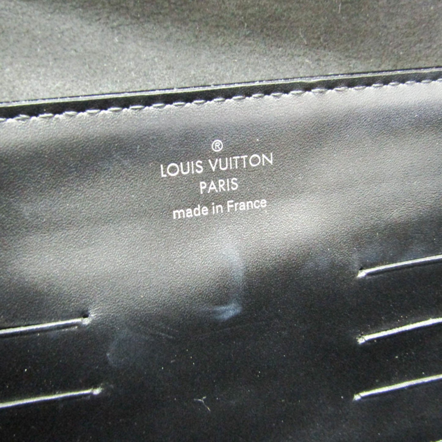 Louis Vuitton Patent Black Shoulder Bags