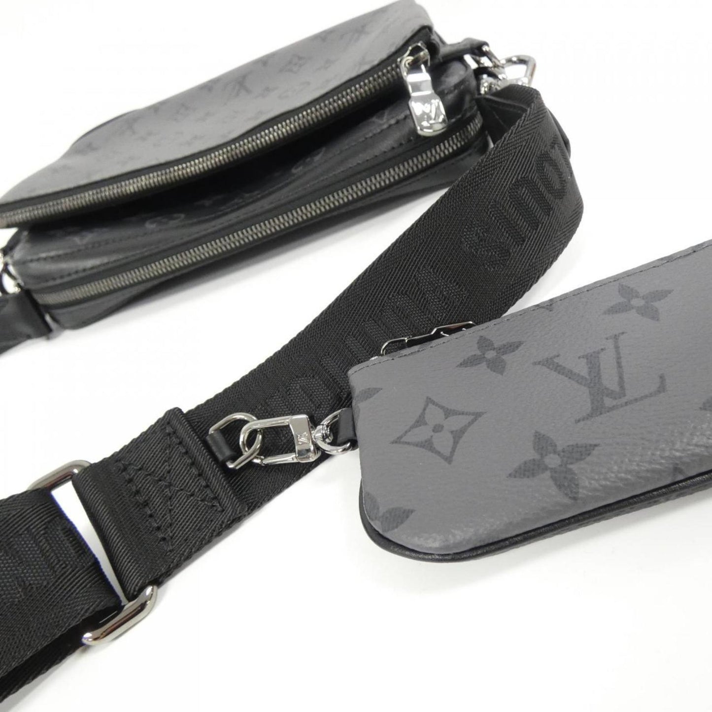 Louis Vuitton Canvas Black Shoulder Bags