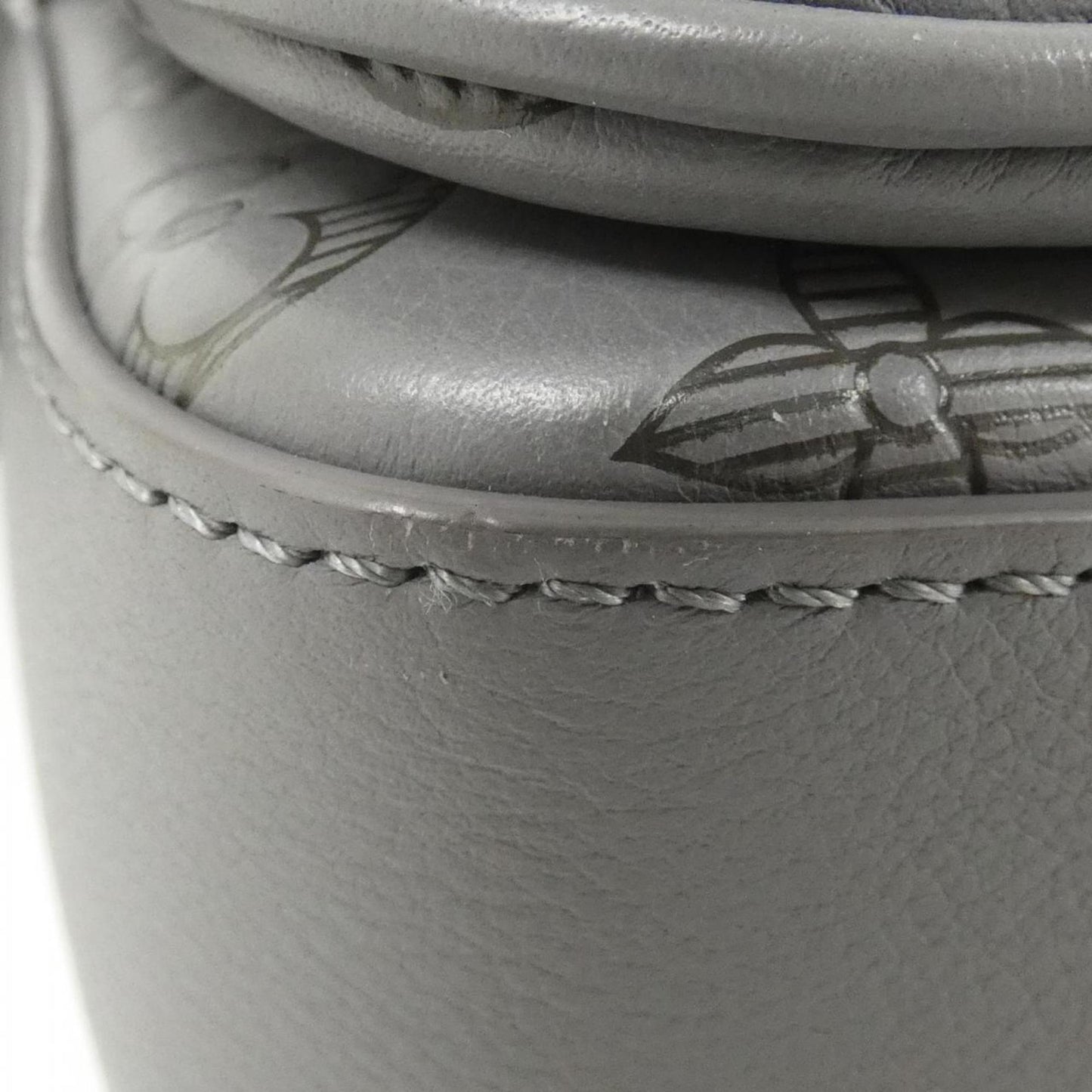 Louis Vuitton Monogram Canvas Black Shoulder Bags