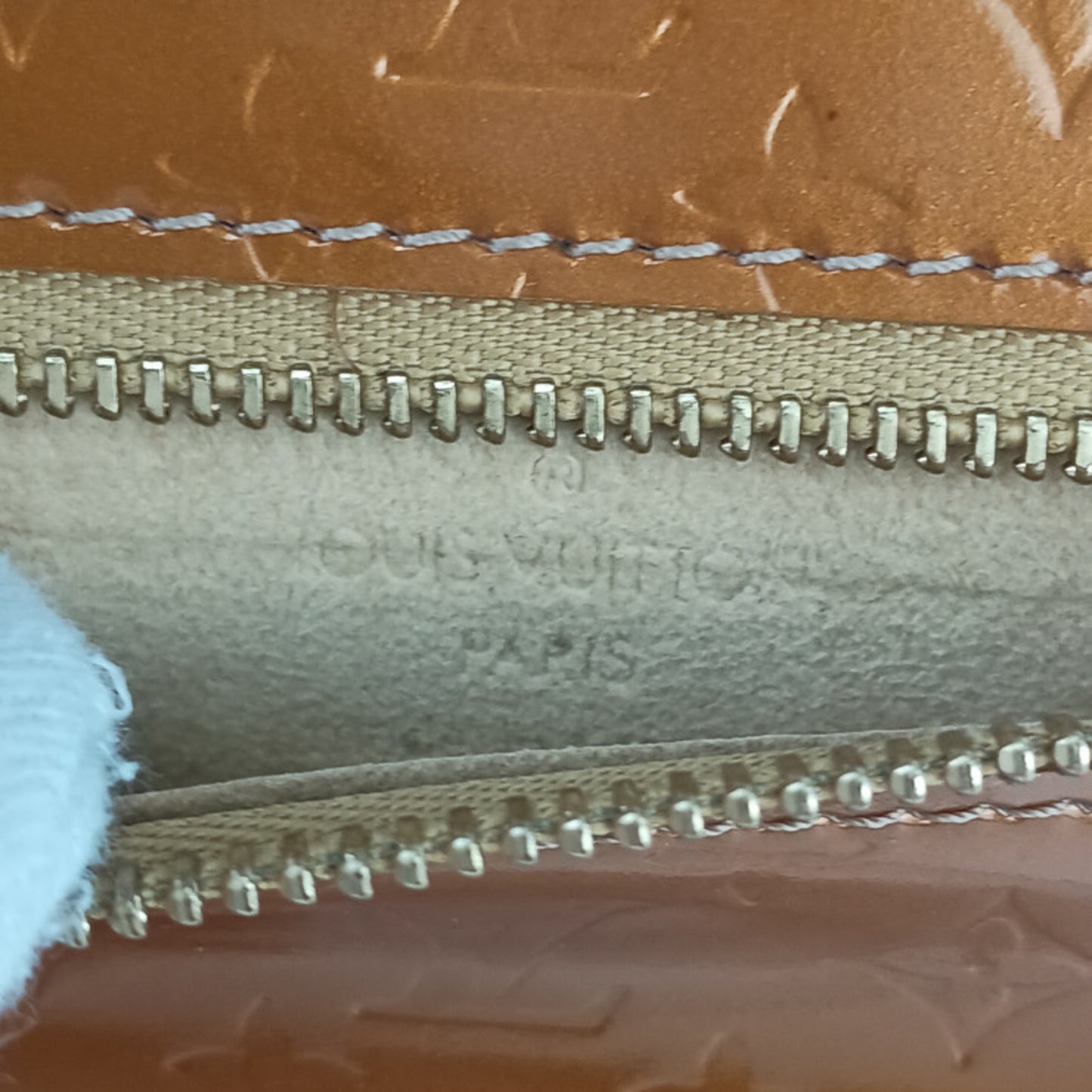 Louis Vuitton Vernis Gold Shoulder Bags