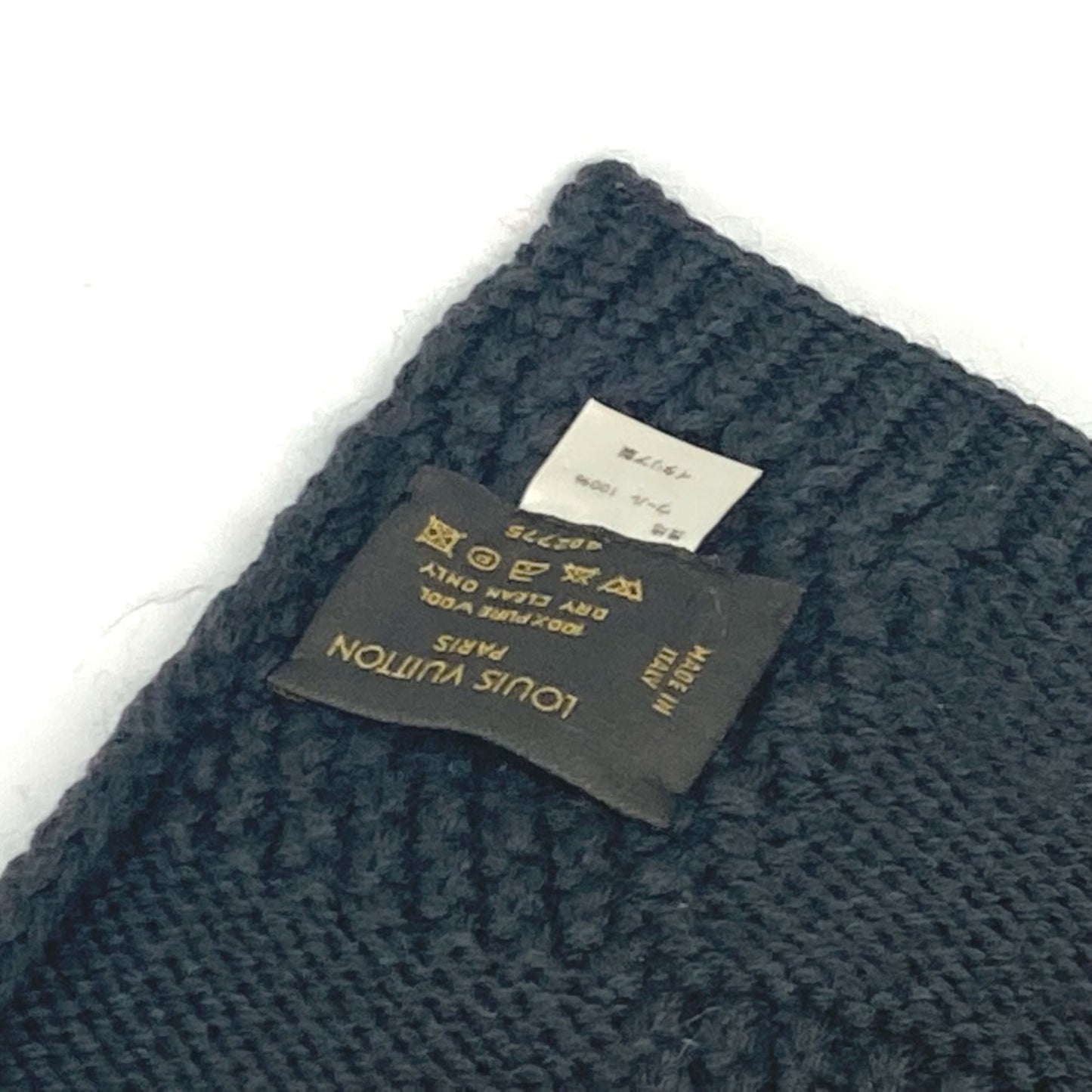 Louis Vuitton Wool Gray Scarves