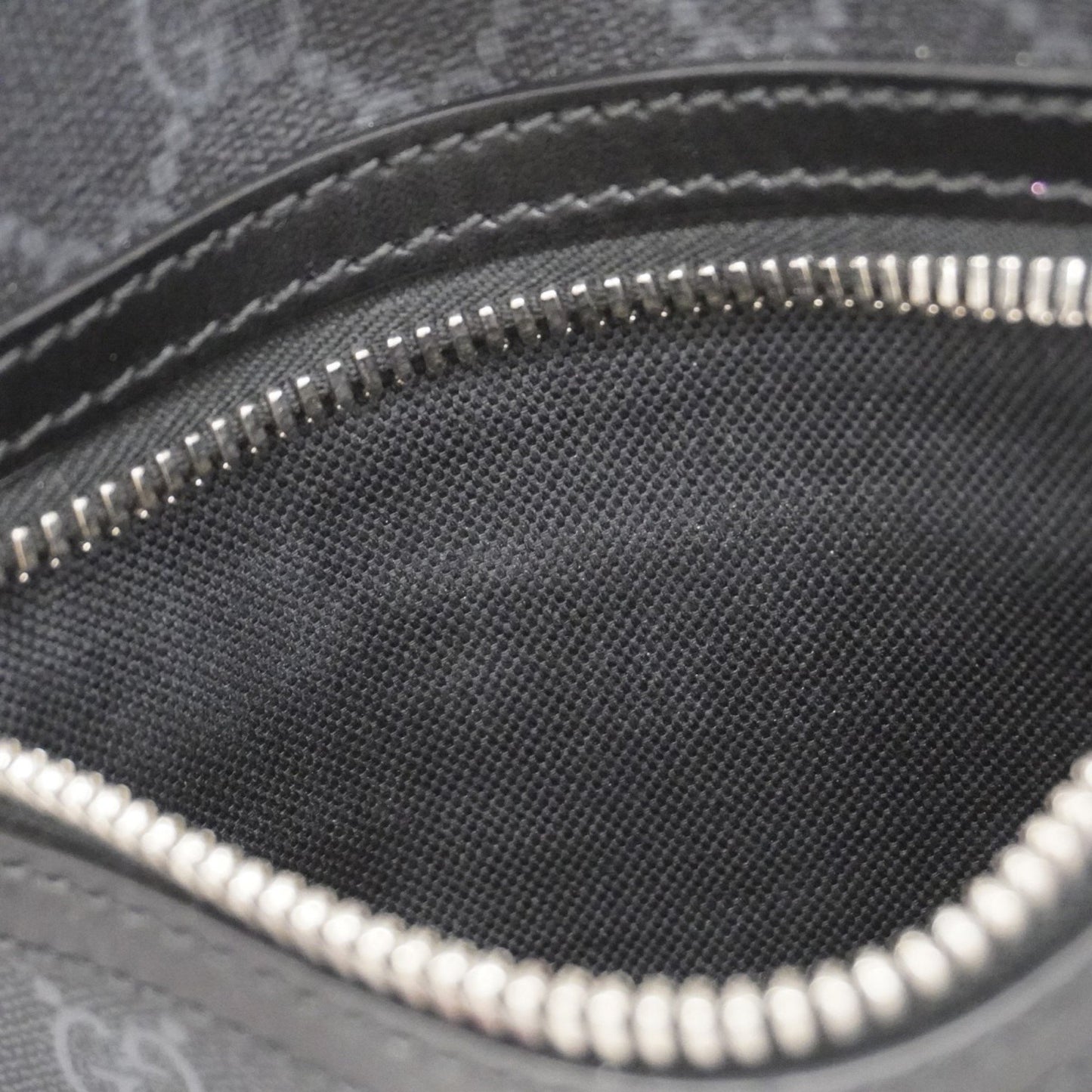 Gucci Pvc Black Shoulder Bags