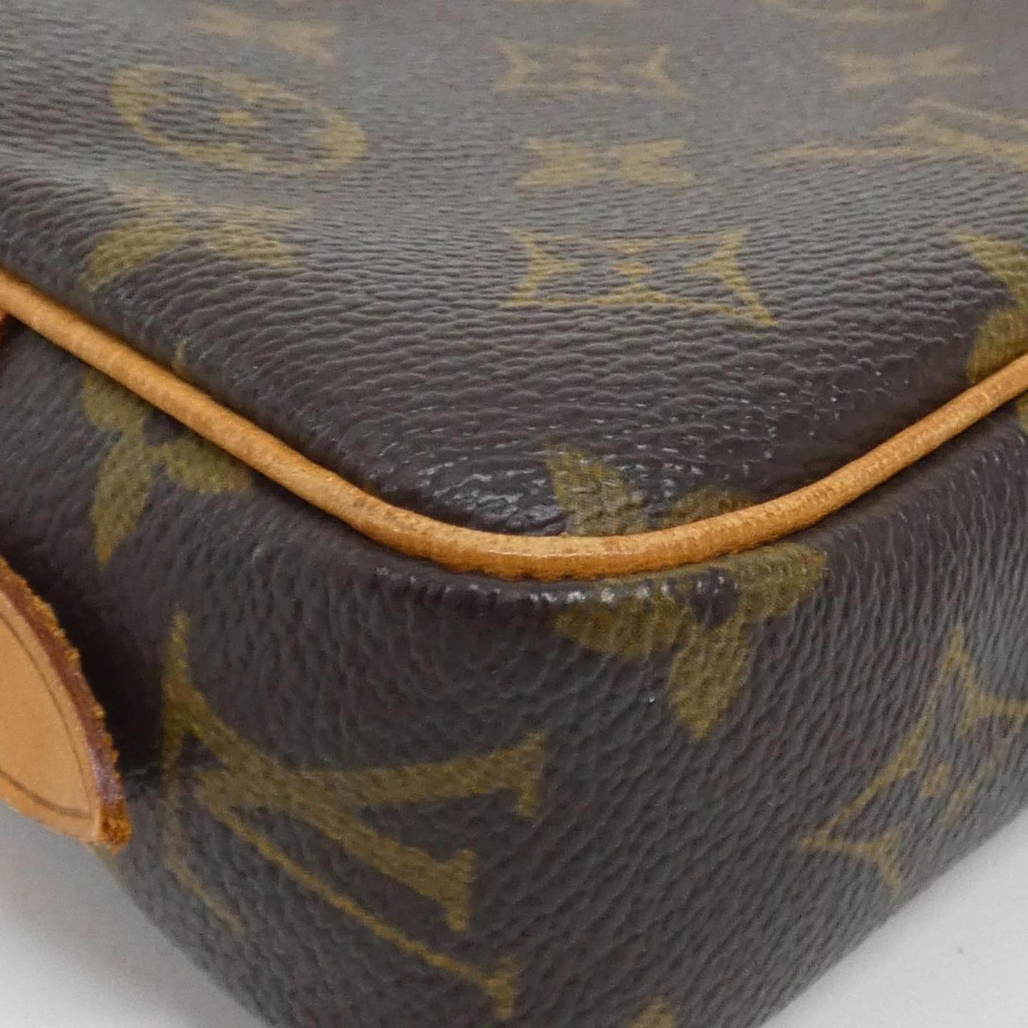 Louis Vuitton Coated Canvas Brown Shoulder Bags