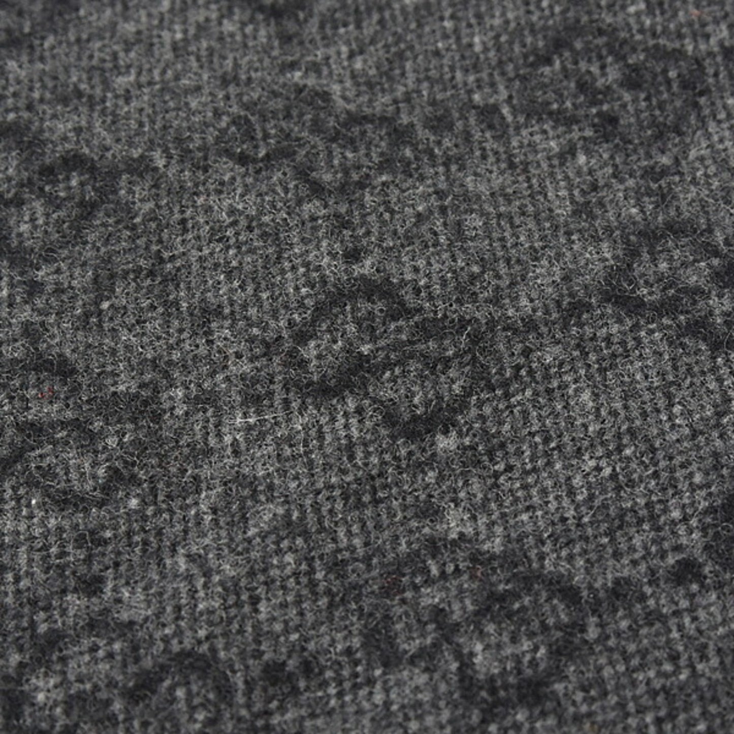Gucci Wool Black Scarves
