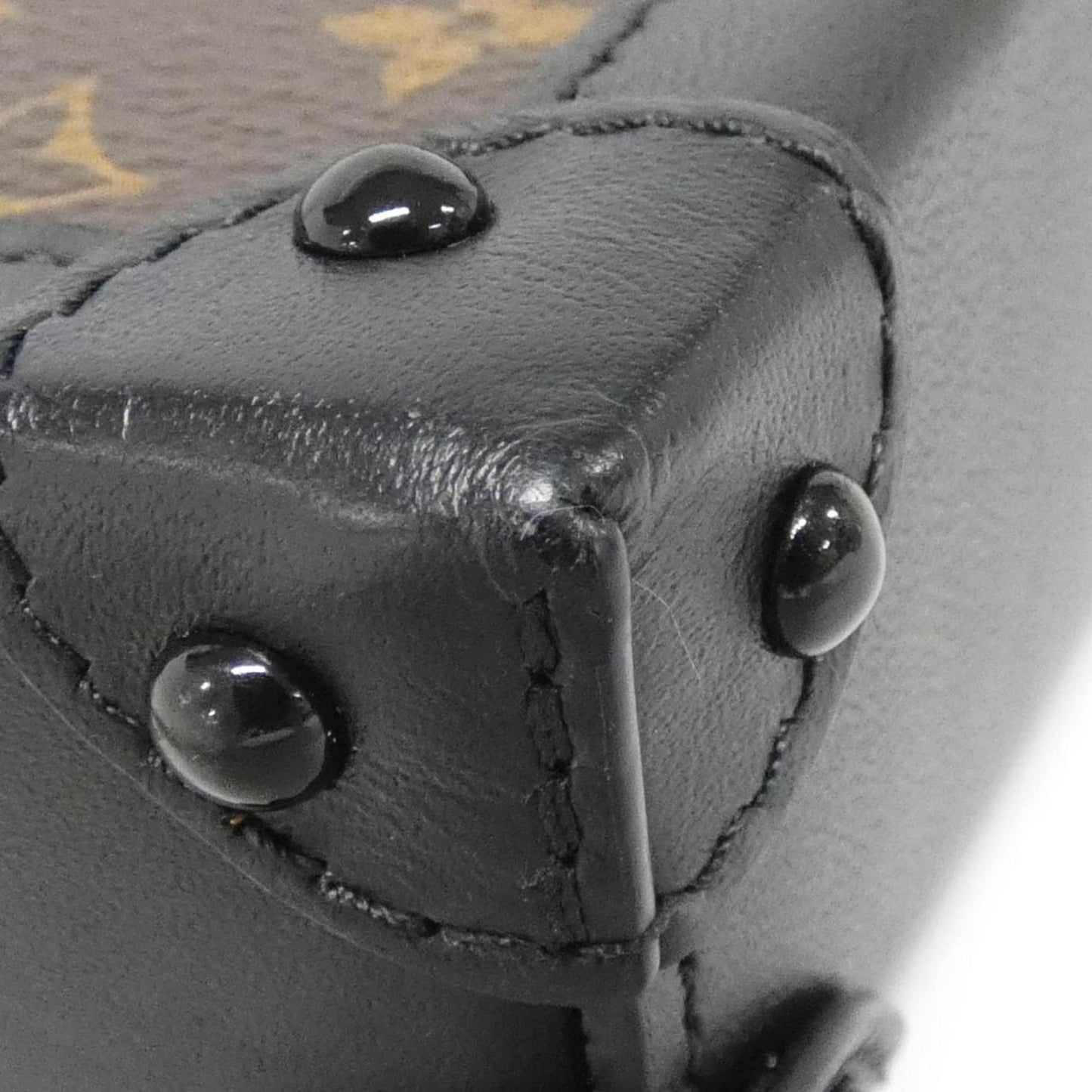 Louis Vuitton Coated Canvas Brown Shoulder Bags