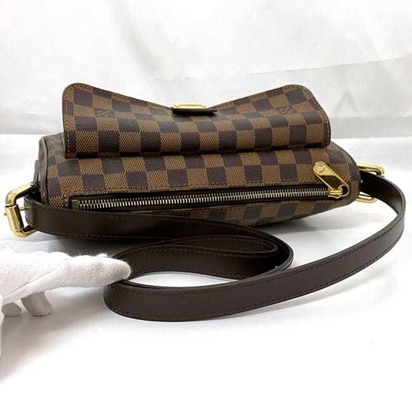 Louis Vuitton Monogram Canvas Brown Shoulder Bags