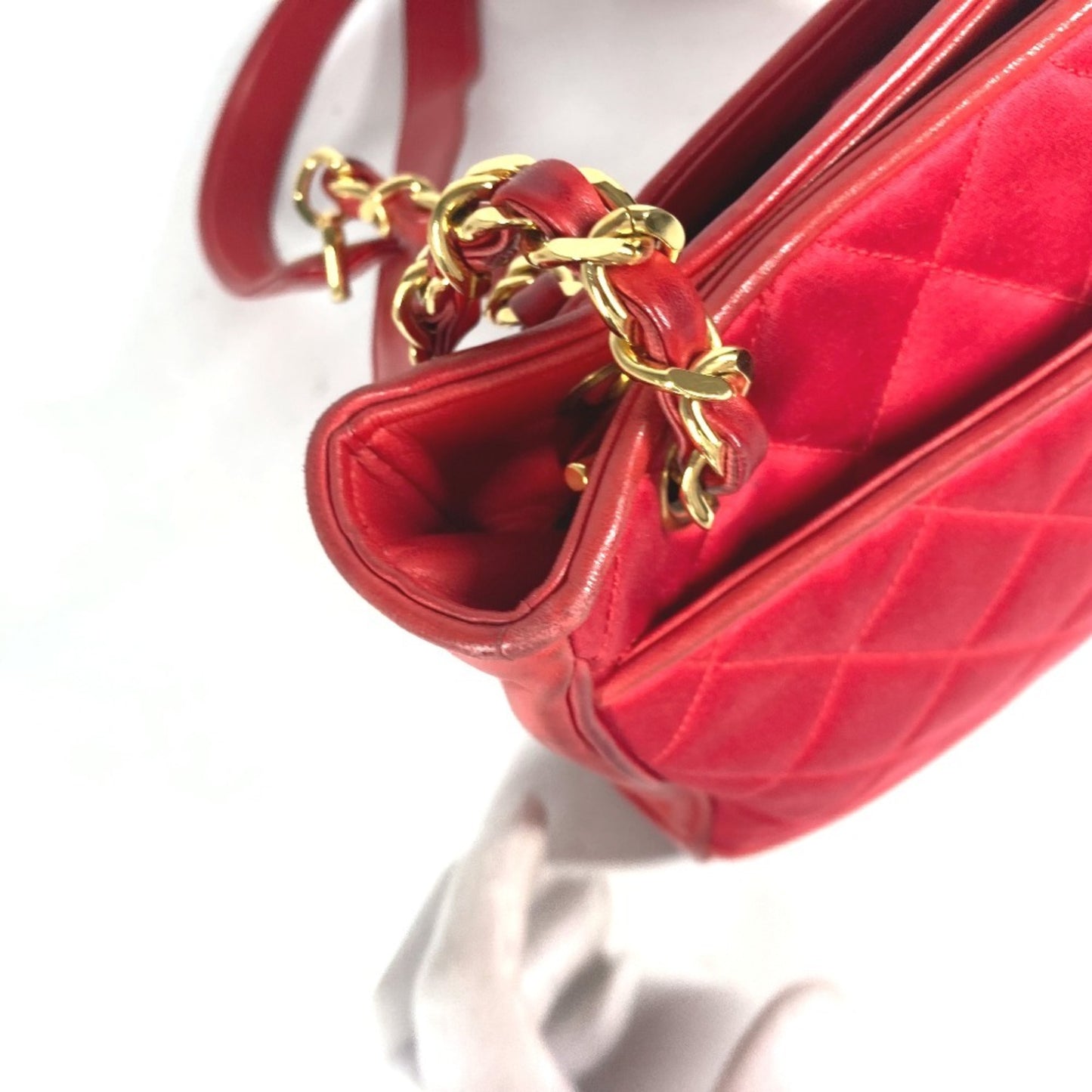 Chanel Satin Red Shoulder Bags