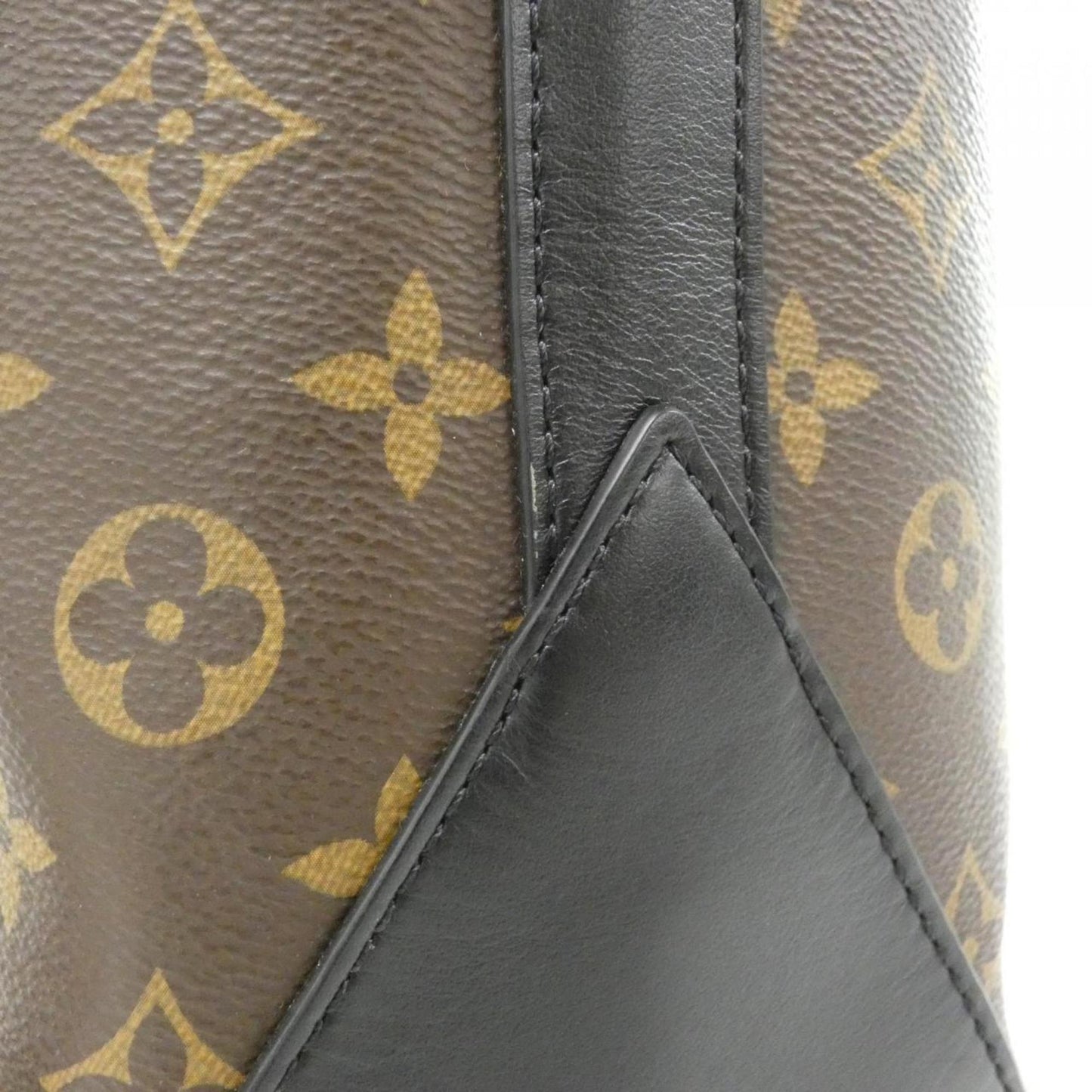 Louis Vuitton Coated Canvas Brown Handbags