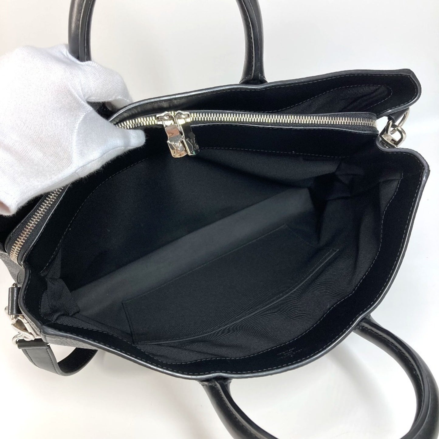 Louis Vuitton Others Black Shoulder Bags