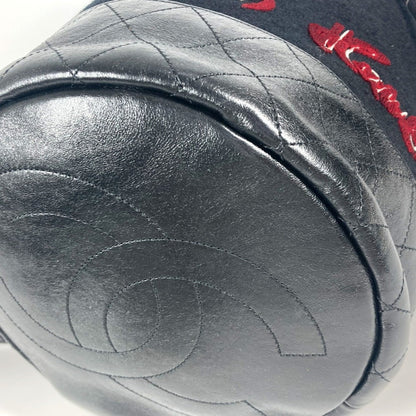 Chanel Wool Black Shoulder Bags