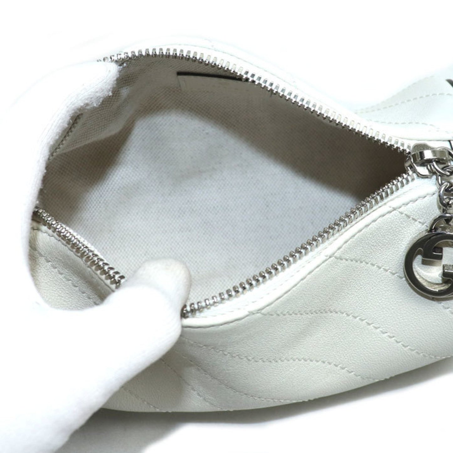 Gucci Others White Shoulder Bags