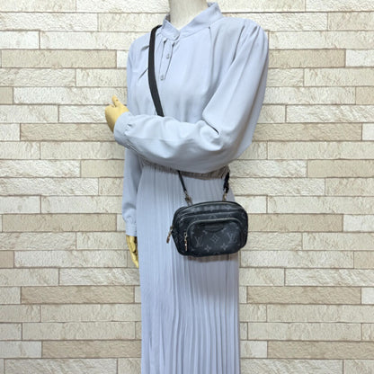 Louis Vuitton Monogram Canvas Black Shoulder Bags