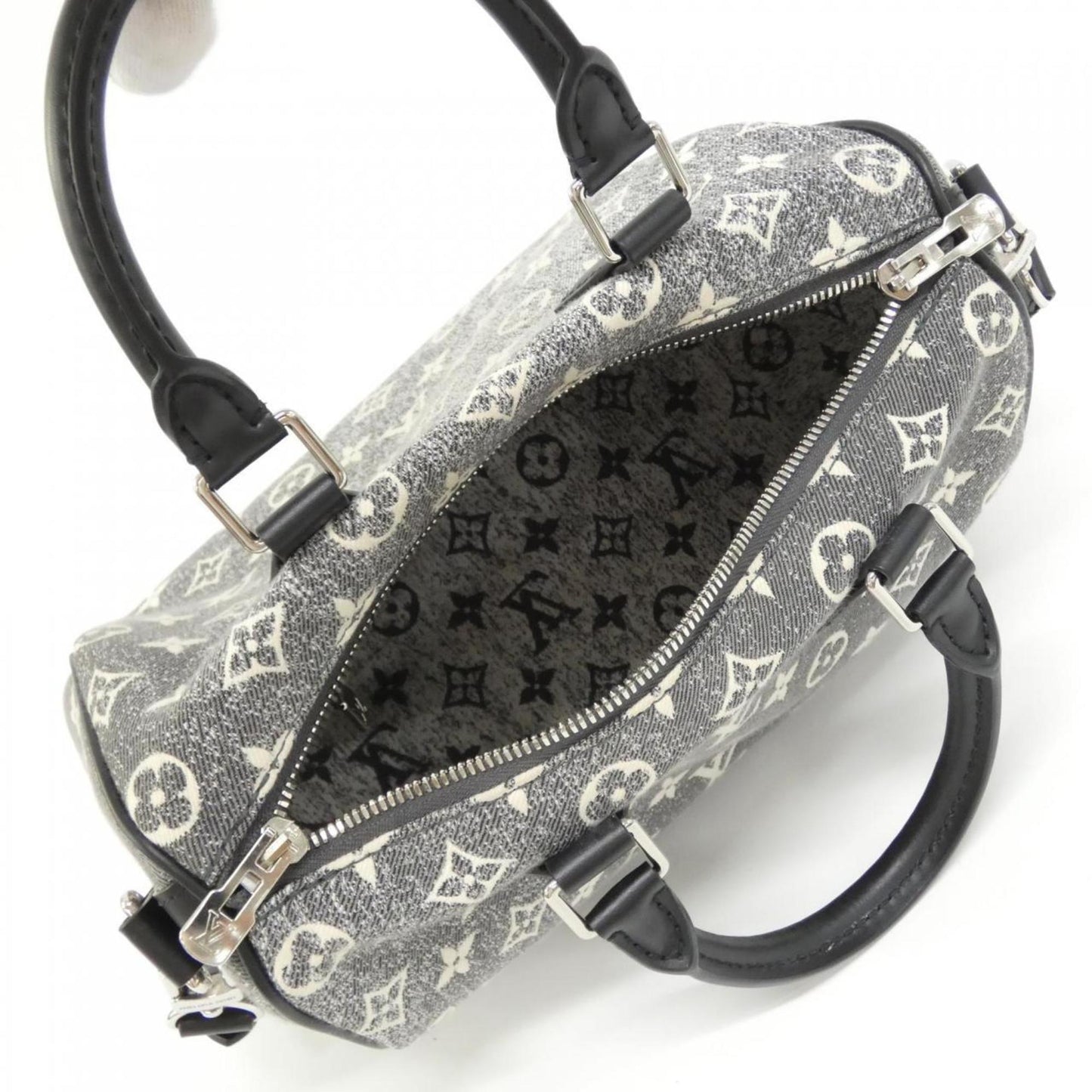 Louis Vuitton Canvas Gray Travel Bags