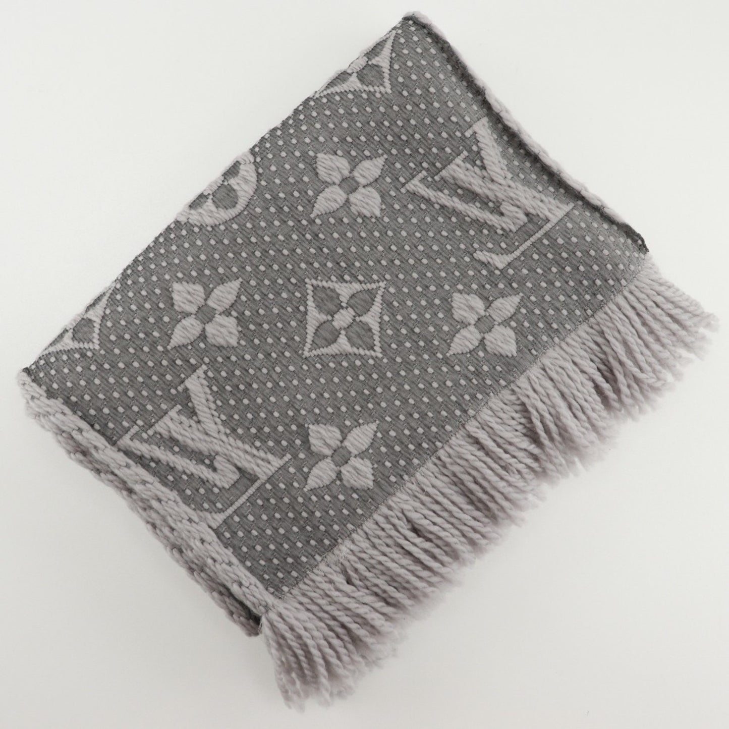Louis Vuitton Wool Gray Scarves