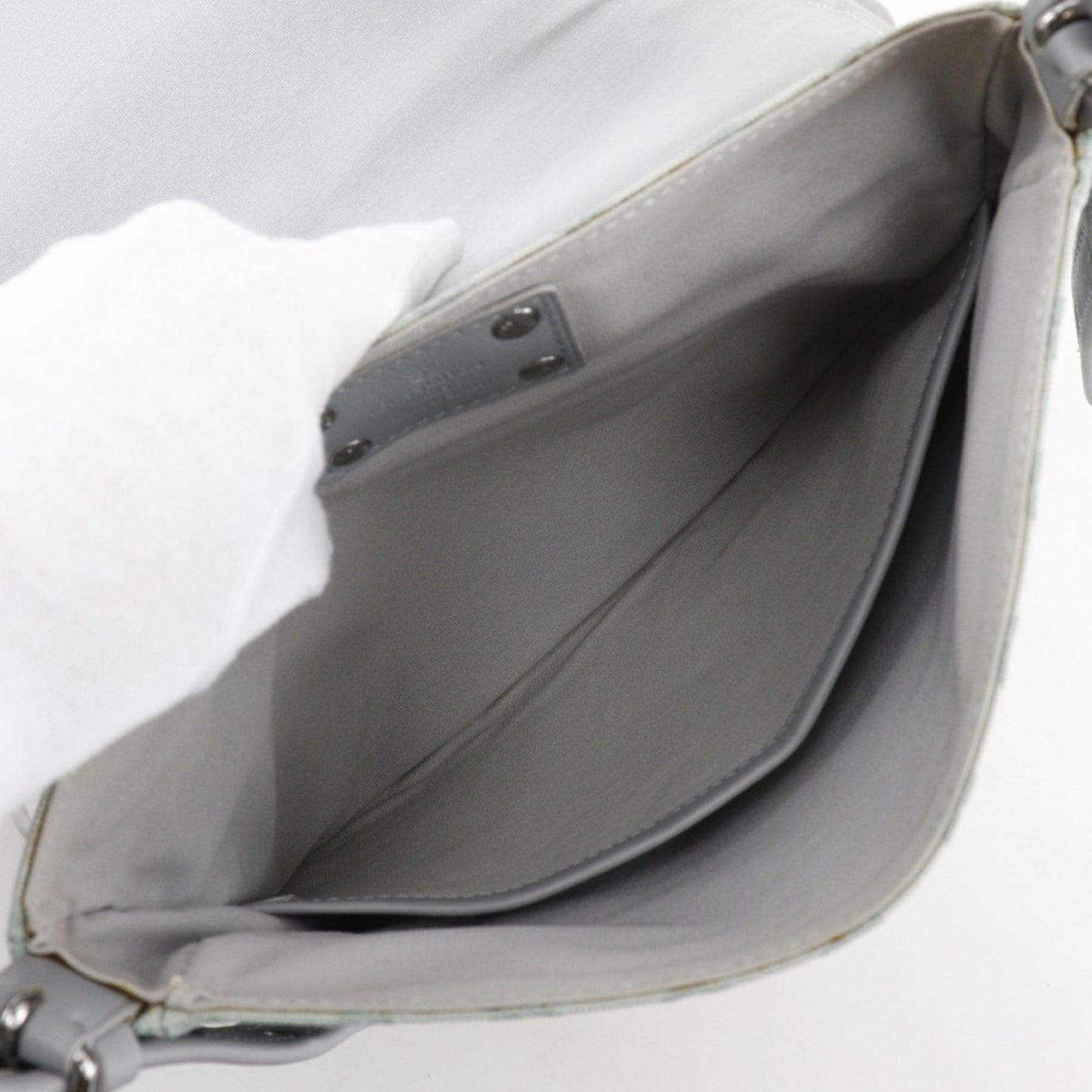 Louis Vuitton Monogram Canvas Gray Shoulder Bags