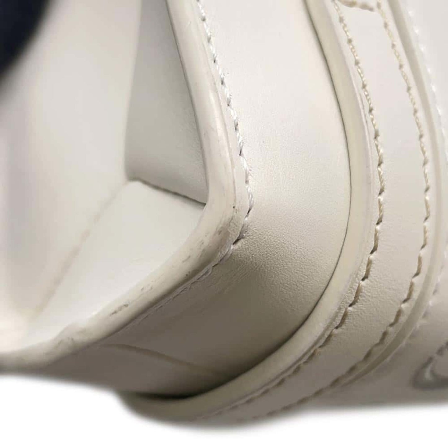 Chloé Others White Handbags