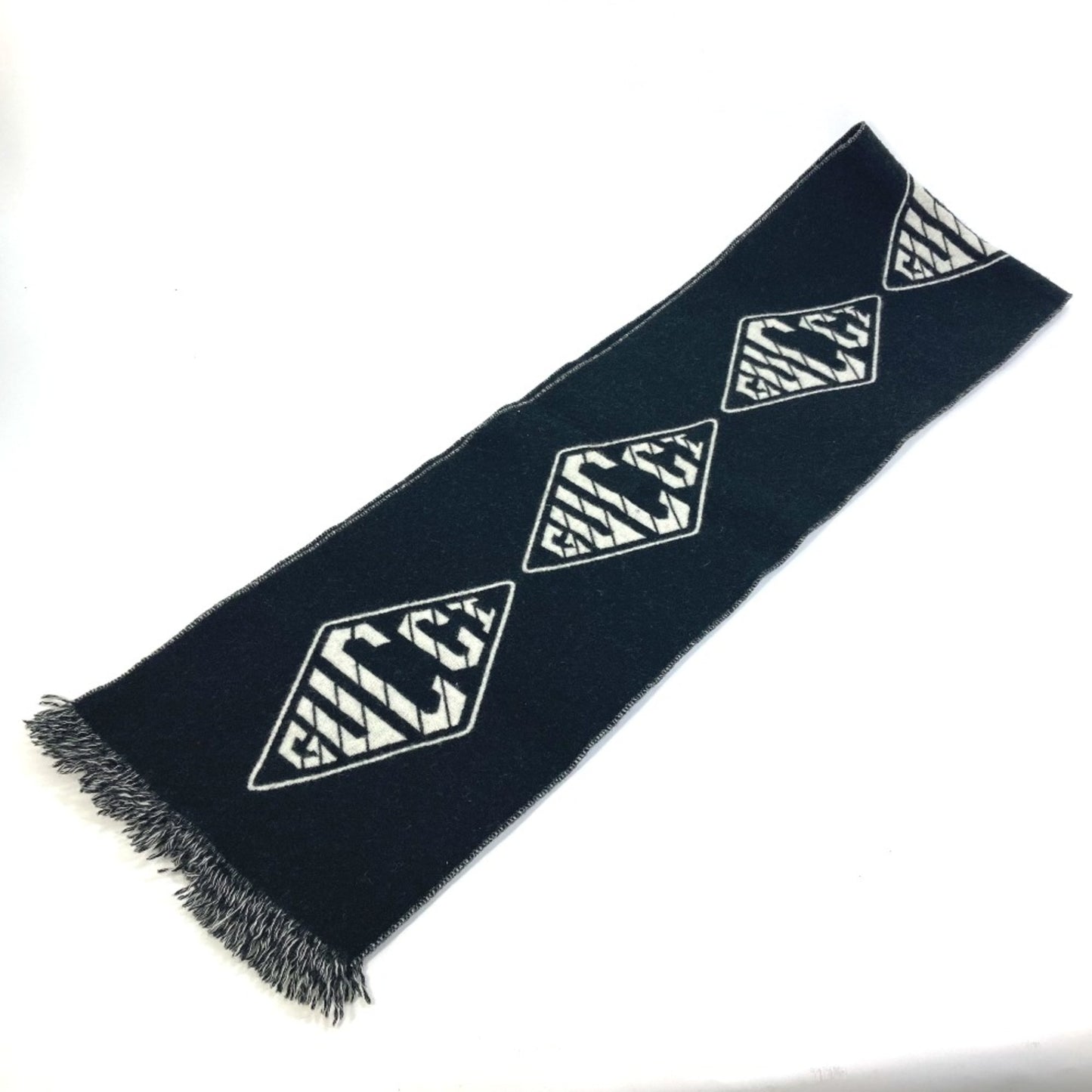 Gucci Wool Black Scarves